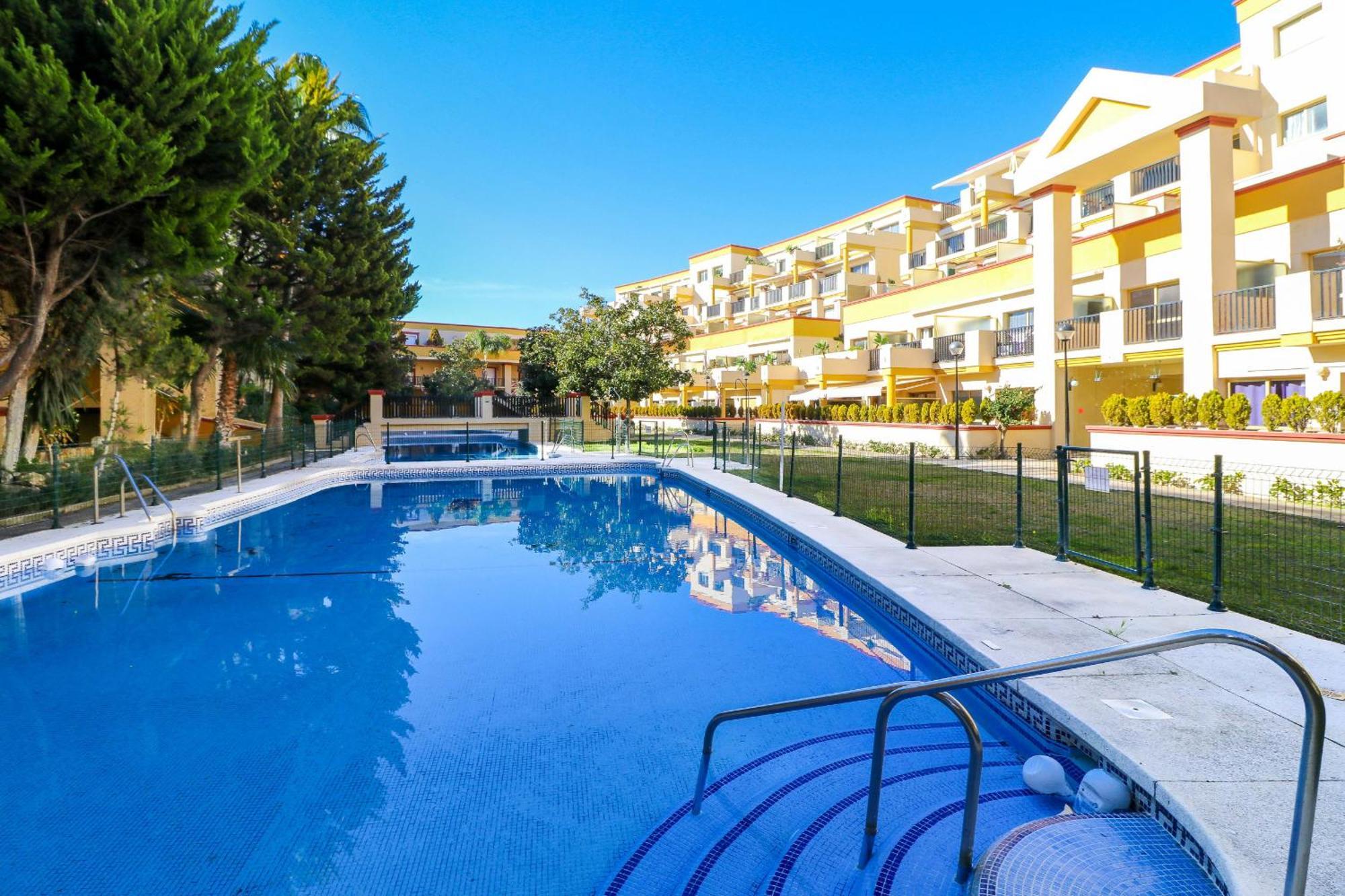 Romana Playa Apartment By The Beach Marbella Exterior foto